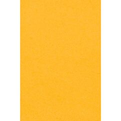 Keltainen muovinen pöytäliina, 137 x 274 cm.