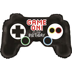 Peliohjain foliopallo tekstillä "Game On It´s Your Birthday"