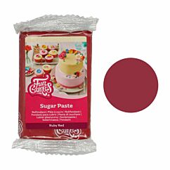FunCakes Sugar Paste Ruby Red - Rubiininpunainen sokerimassa, 250g.