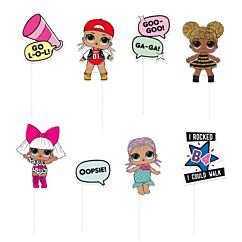 LOL Suprise valokuvaus rekvisiitta LOL hahmoilla.