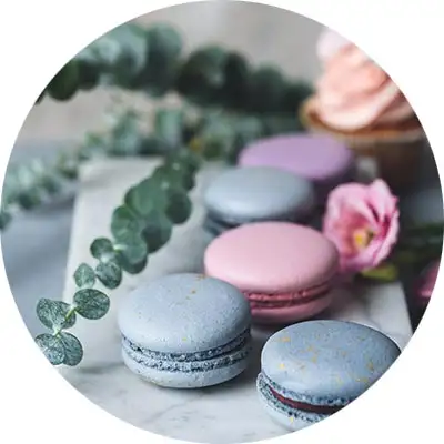 Bakningstillbehör och livsmedel